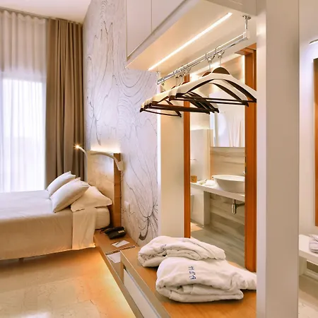 Hotel D'altavilla 3*