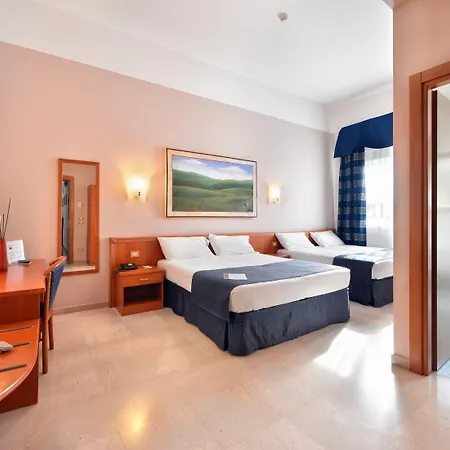 Hotel D'altavilla 3*